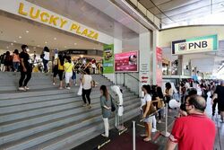 Lucky Plaza (D9), Shop House #569178611